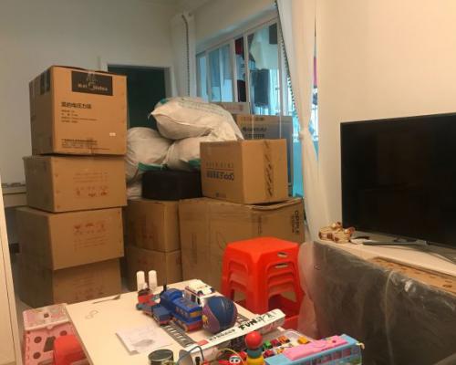 紅山區(qū)居民搬屋